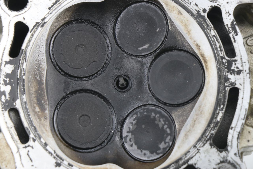 photo de CYLINDER HEAD YAMAHA YZF YZ-F 450 (2006 - 2009) - Product overview