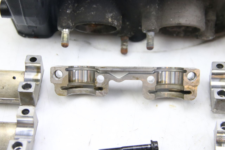 photo de CYLINDER HEAD KAWASAKI Z ABS 1000 (2014 - 2020) - Technical close-up