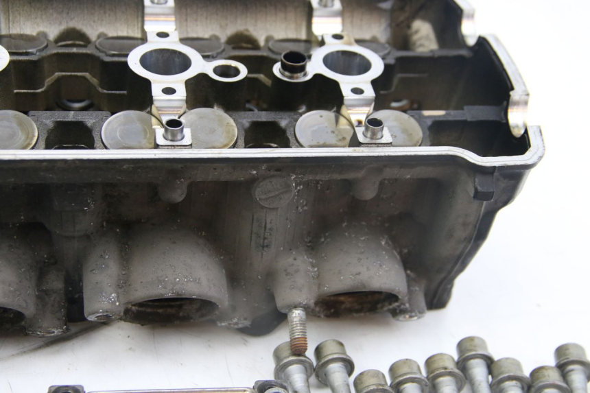 photo de CYLINDER HEAD KAWASAKI Z ABS 1000 (2014 - 2020) - Fixing points details