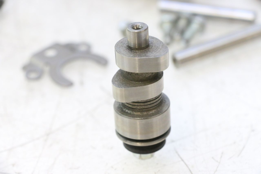 photo de CYLINDER HEAD PIAGGIO ZIP IGET 4T 50 (2021 - 2023) - Focus on structure