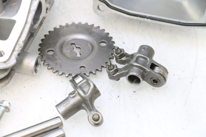 photo de CYLINDER HEAD PIAGGIO ZIP IGET 4T 50 (2021 - 2023) - Product overview