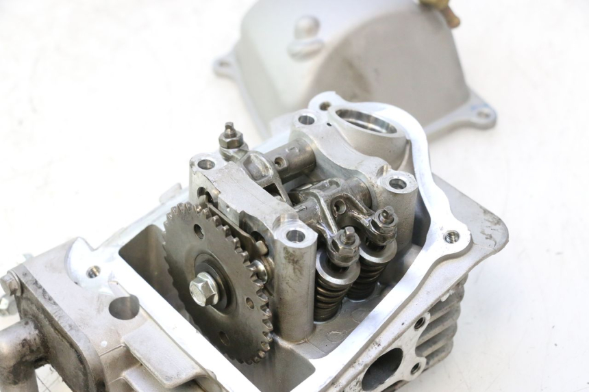photo de CYLINDER HEAD PIAGGIO ZIP IGET 4T 50 (2021 - 2023) - Checked used part