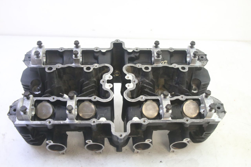 photo de CYLINDER HEAD KAWASAKI ZR 7 750 (1999 - 2004) - Zoom on usage condition