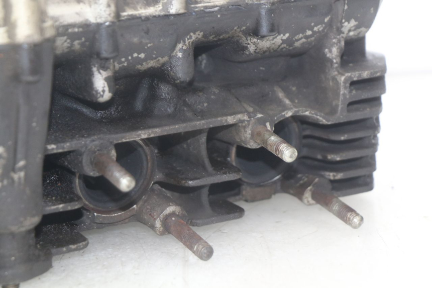 photo de CYLINDER HEAD KAWASAKI ZR7 ZR-7 S 750 (1999 - 2004) - Detailed visual inspection
