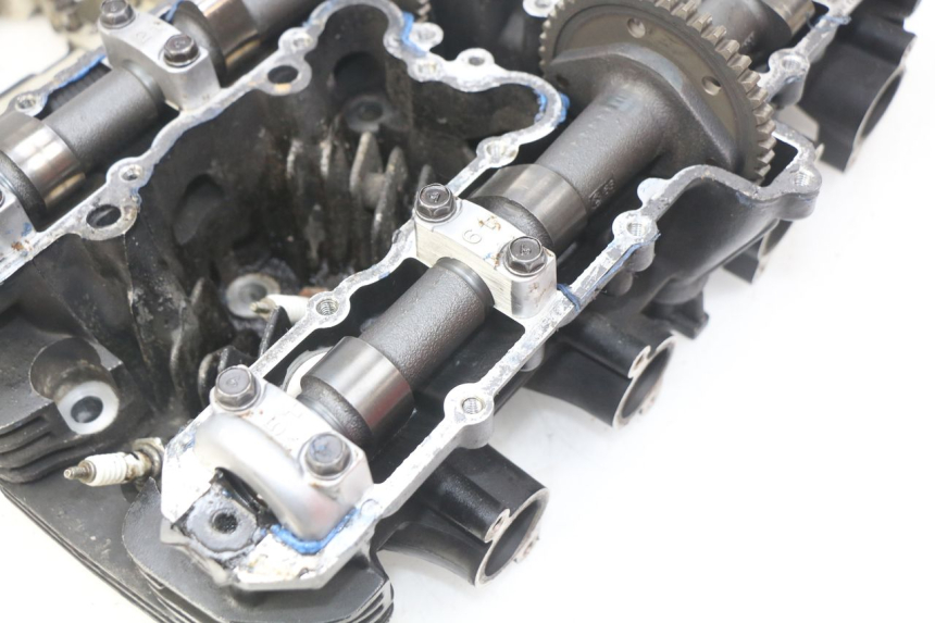 photo de CYLINDER HEAD KAWASAKI ZR7 ZR-7 S 750 (1999 - 2004) - Zoom on usage condition