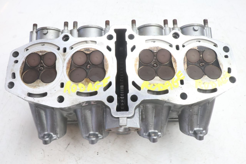 photo de CYLINDER HEAD KAWASAKI ZZR 600 (1995 - 2004) - Surface and material condition