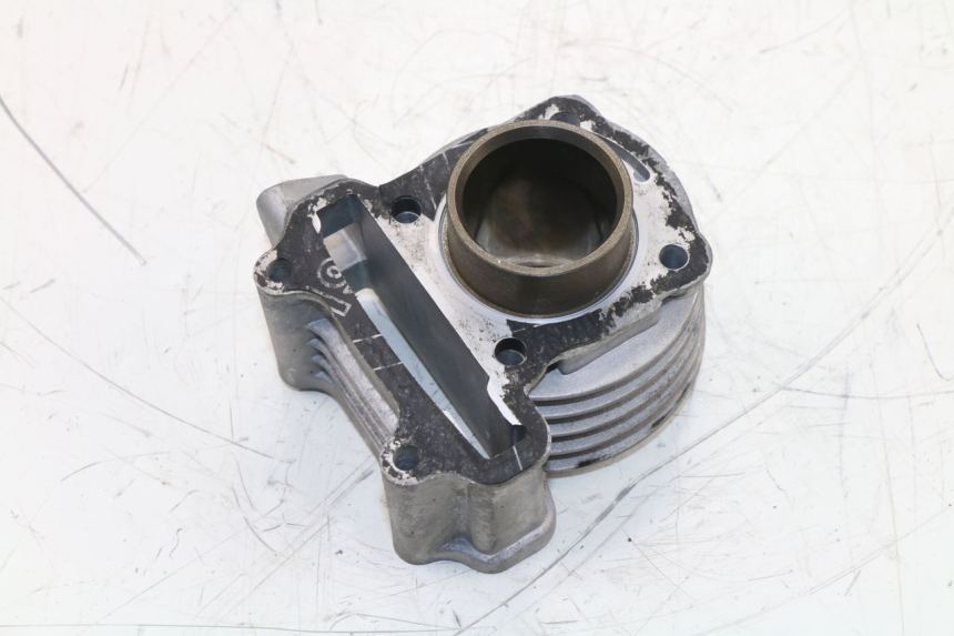 photo de CYLINDER BARREL BAOTIAN BT 49 QT-9 50 (2006 - 2010) - Alternative perspective