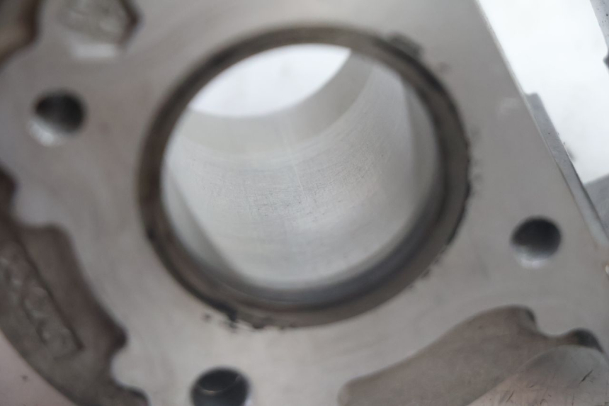 photo de CYLINDER BARREL PEUGEOT KISBEE 4T 50 (2010 - 2017) - Alternative perspective