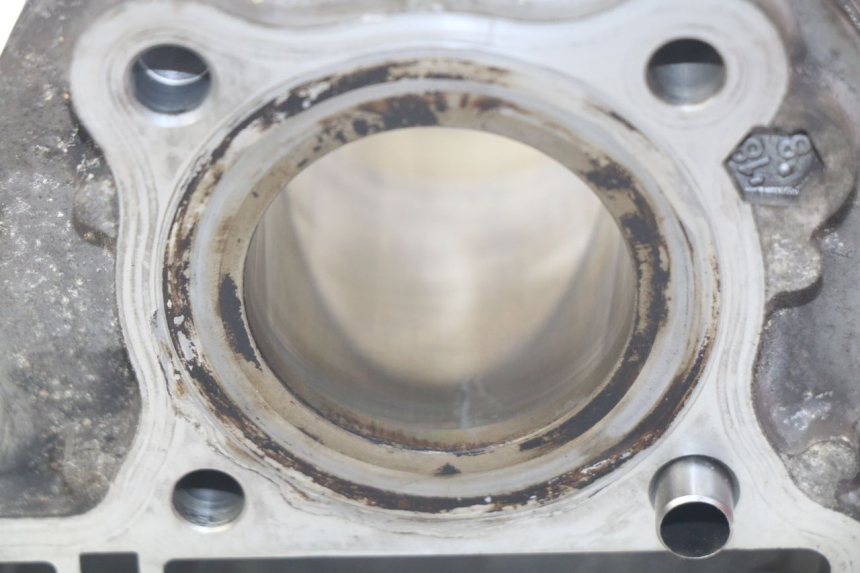 photo de CYLINDER PISTON KYMCO AGILITY 4T 50 (2018 - 2022) - Alternative perspective