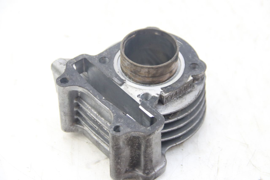 photo de CYLINDER PISTON KYMCO AGILITY 4T 50 (2005 - 2018) - Distinctive features