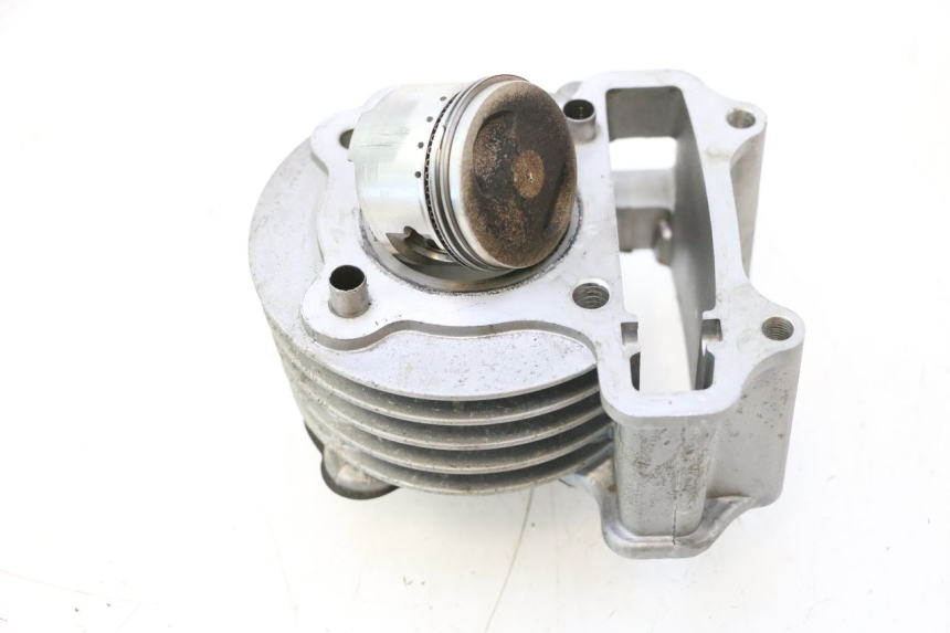 photo de CYLINDER PISTON KYMCO AGILITY 4T 50 (2005 - 2018) - Main view