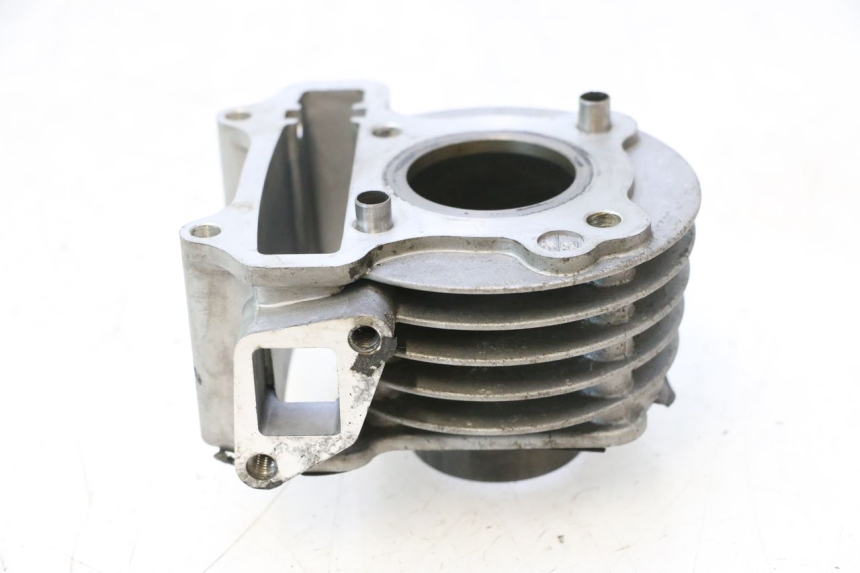 photo de CYLINDER PISTON KYMCO AGILITY 4T 50 (2005 - 2018) - Additional view of the item