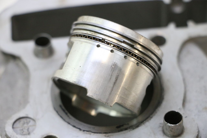 photo de CYLINDER PISTON KYMCO AGILITY 4T 50 (2005 - 2018) - Component zoom