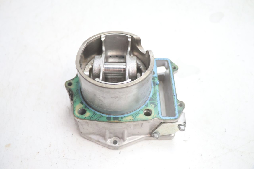 photo de REAR CYLINDER AND PISTON GILERA GP 800 (2007 - 2013) - Surface and material condition