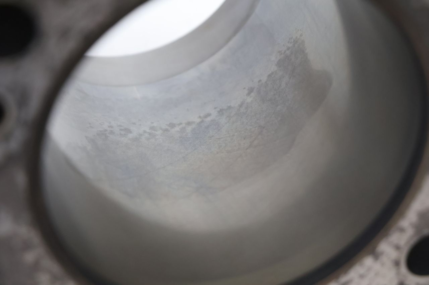 photo de REAR CYLINDER AND PISTON HARLEY DAVIDSON ROAD GLIDE FLTRXSE 1920 (2018 - 2022) - Distinctive features