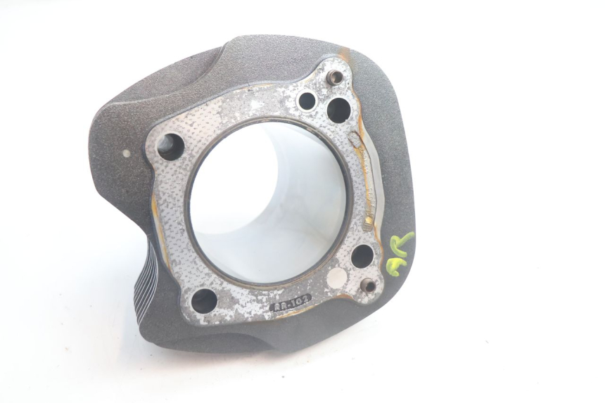 photo de REAR CYLINDER AND PISTON HARLEY DAVIDSON ROAD GLIDE FLTRXSE 1920 (2018 - 2022) - Fixing points details