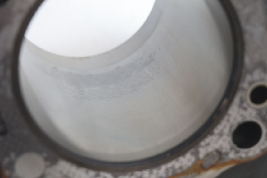 photo de REAR CYLINDER AND PISTON HARLEY DAVIDSON ROAD GLIDE FLTRXSE 1920 (2018 - 2022) - Markings and original references