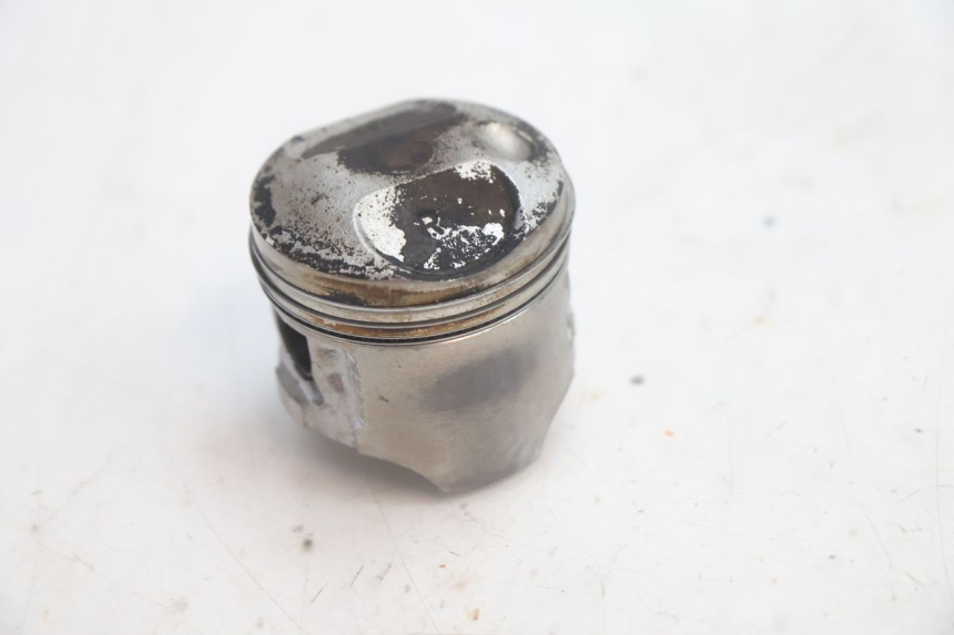 photo de REAR CYLINDER AND PISTON HONDA XLV VARADERO 125 (2007 - 2012) - Detailed visual inspection