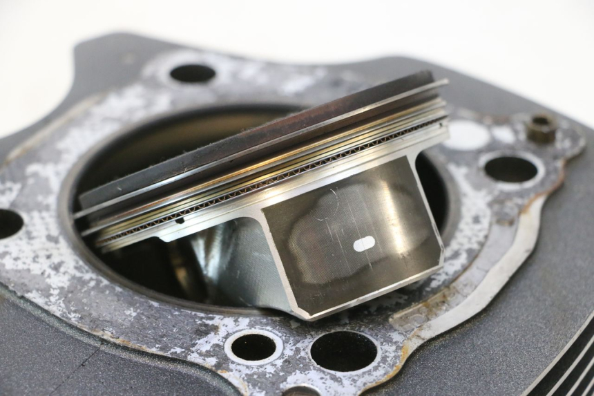 photo de FRONT CYLINDER AND PISTON HARLEY DAVIDSON ROAD GLIDE FLTRXSE 1920 (2018 - 2022) - Component detail