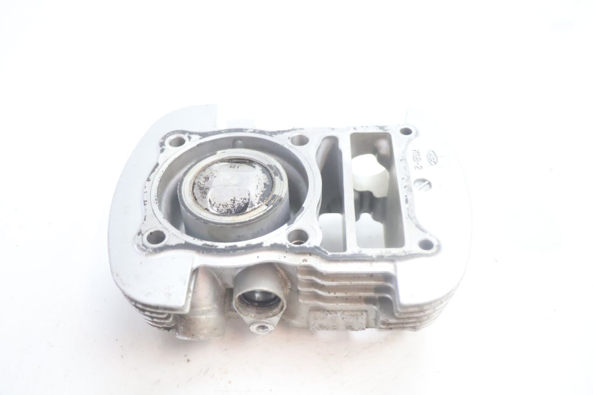 photo de FRONT CYLINDER AND PISTON HONDA XLV VARADERO 125 (2007 - 2012) - Alternative perspective