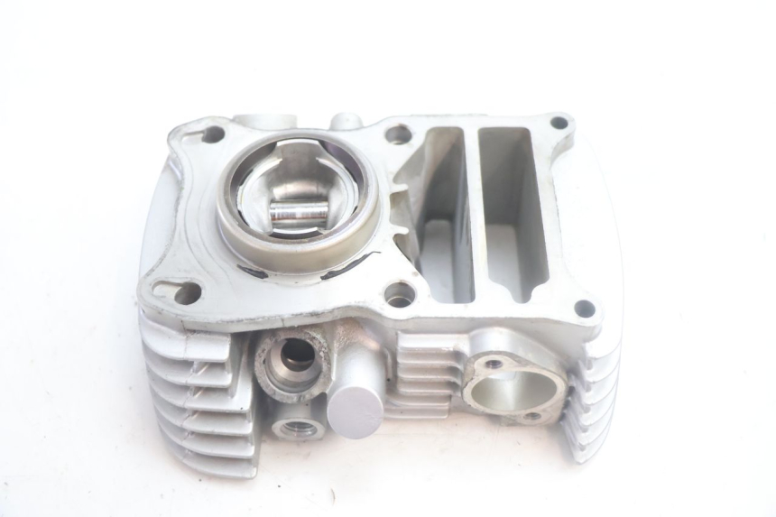 photo de FRONT CYLINDER AND PISTON HONDA XLV VARADERO 125 (2007 - 2012) - Product overview