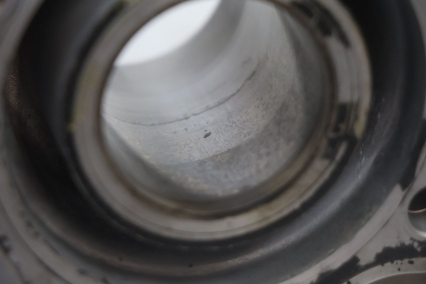 photo de FRONT CYLINDER AND PISTON HONDA XLV VARADERO 125 (2007 - 2012) - Markings and original references