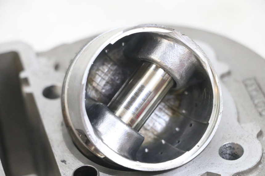 photo de CYLINDER PISTON JONWAY AZTRAL 125 (2008 - 2017) - Additional view of the item