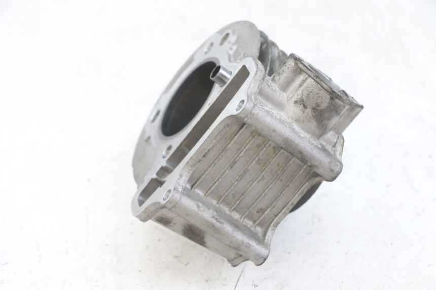 photo de CYLINDER PISTON JONWAY AZTRAL 125 (2008 - 2017) - Fixing points details