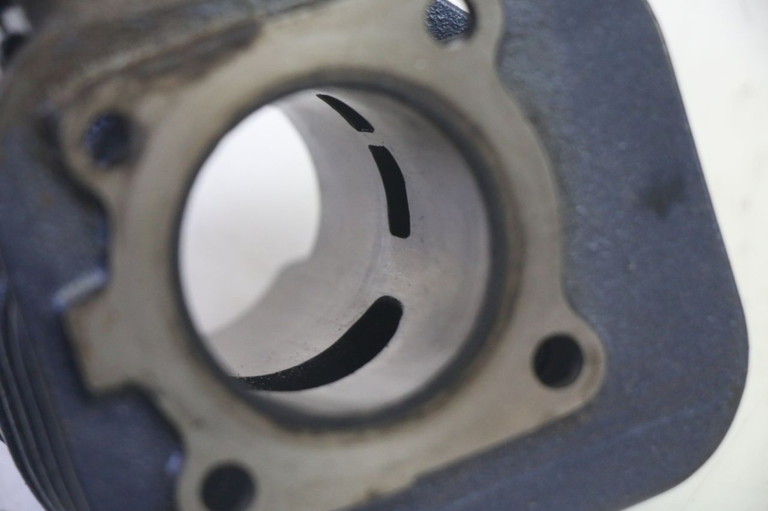 photo de CYLINDER PISTON MBK BOOSTER SPIRIT 50 (2004 - 2017) - Additional view of the item