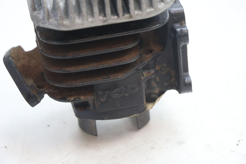 photo de CYLINDER BARREL PISTON MBK BOOSTER SPIRIT 50 (1996 - 1999) - Technical close-up