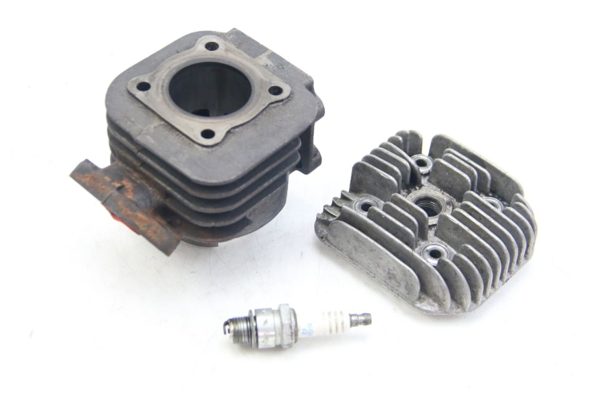 photo de CYLINDER PISTON MBK BOOSTER SPIRIT NAKED 50 (2004 - 2017) - Main view