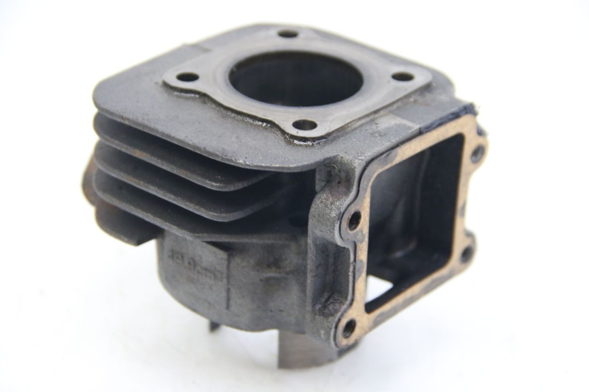 photo de CYLINDER PISTON MBK BOOSTER SPIRIT NAKED 50 (2004 - 2017) - Technical close-up