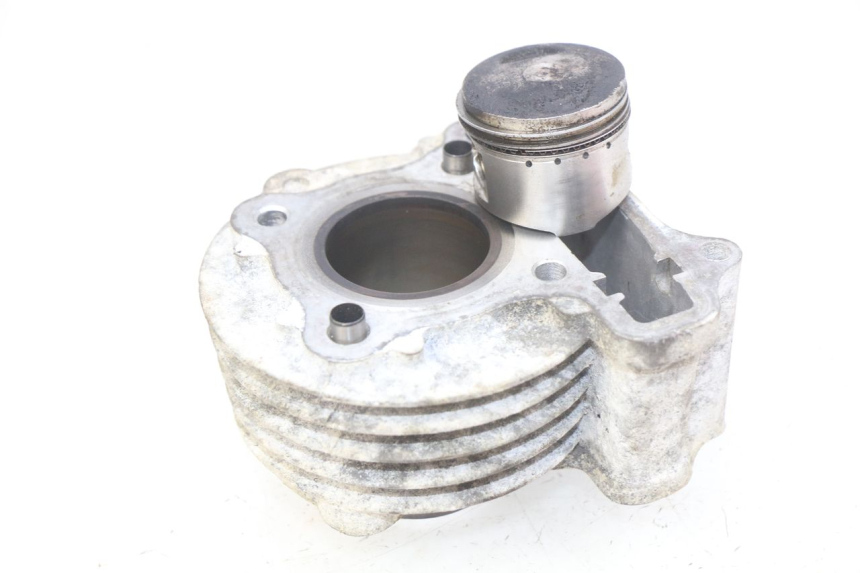 photo de CYLINDER PISTON BAOTIAN BT 50 QT-12 50 (2007 - 2009) - Main view