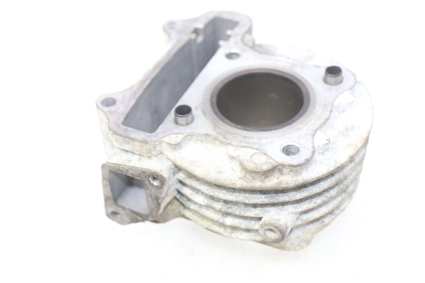 photo de CYLINDER PISTON BAOTIAN BT 50 QT-12 50 (2007 - 2009) - Zoom on usage condition