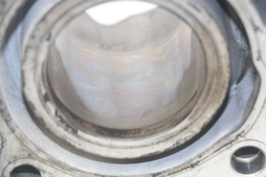 photo de CYLINDER PISTON SUZUKI BURGMAN 125 (2007 - 2014) - Alternative perspective