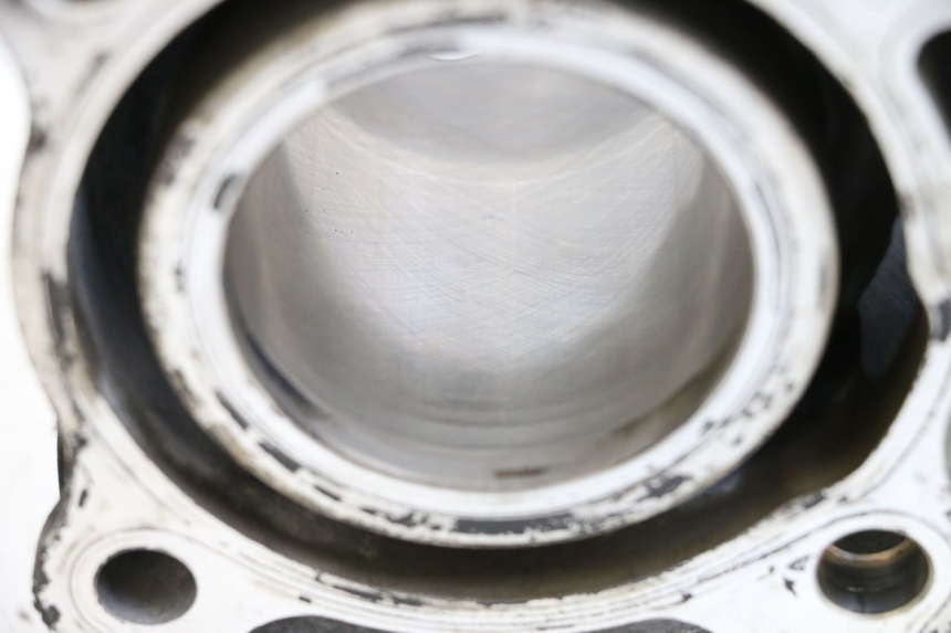 photo de CYLINDER PISTON SUZUKI BURGMAN 125 (2007 - 2014) - Zoom on usage condition