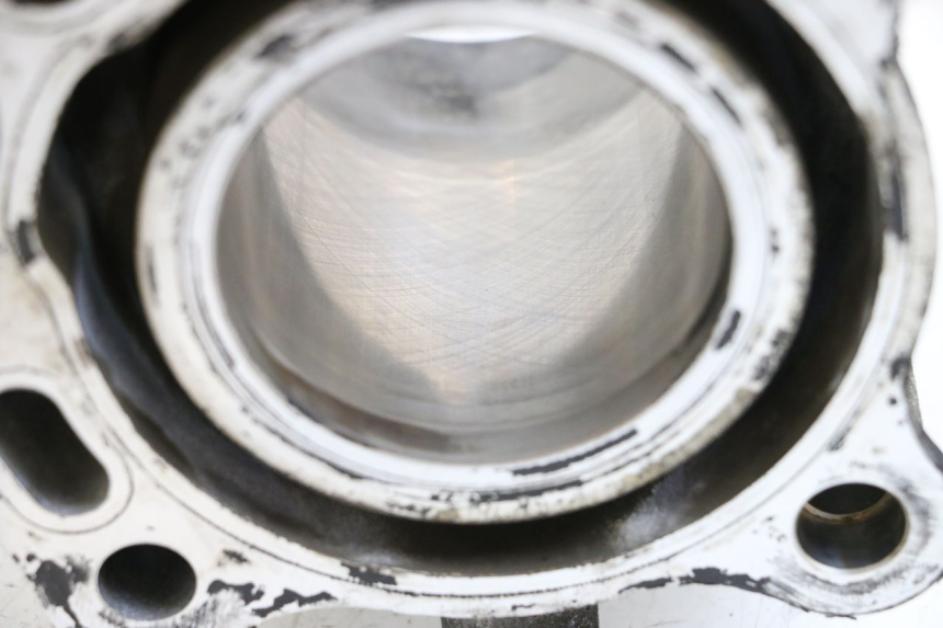 photo de CYLINDER PISTON SUZUKI BURGMAN 125 (2007 - 2014) - Technical close-up
