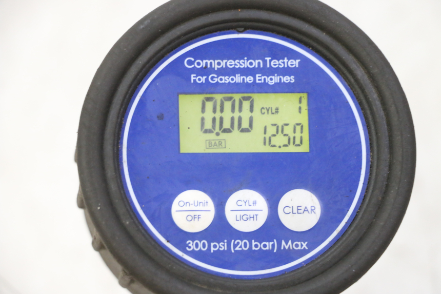 photo de CYLINDER PISTON SUZUKI BURGMAN 125 (2007 - 2014) - Alternative perspective