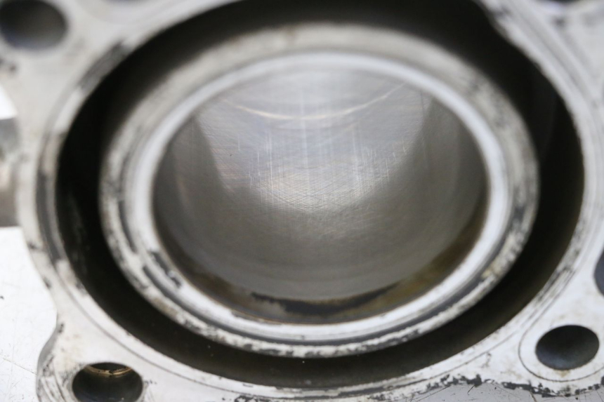 photo de CYLINDER PISTON SUZUKI BURGMAN 125 (2007 - 2014) - Technical close-up