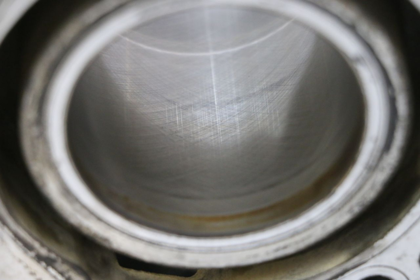 photo de CYLINDER PISTON SUZUKI BURGMAN 125 (2007 - 2014) - Alternative perspective