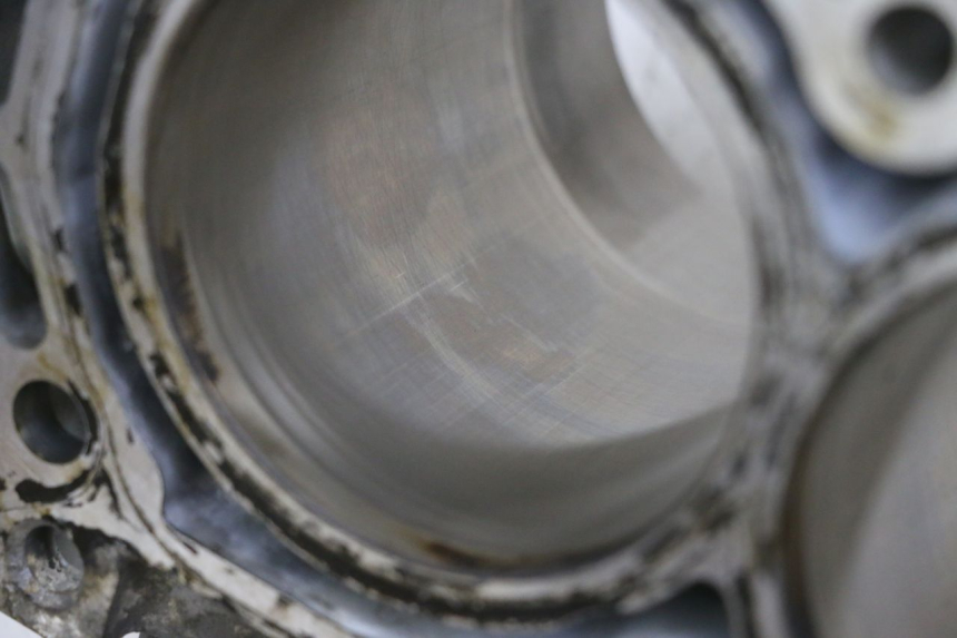 photo de CYLINDER BARREL PISTON SUZUKI BURGMAN 650 (2013 - 2020) - Focus on structure