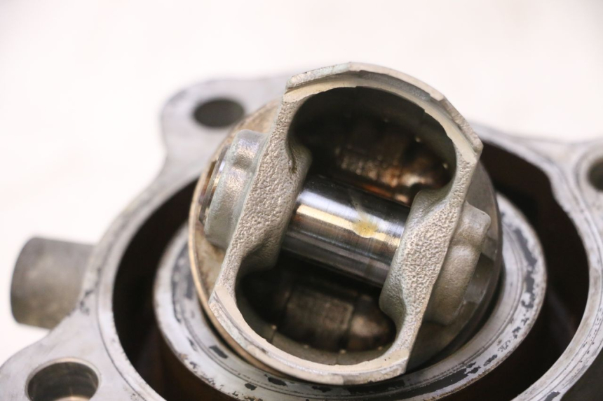 photo de CYLINDER PISTON SUZUKI BURGMAN 125 (2007 - 2014) - High-resolution close-up