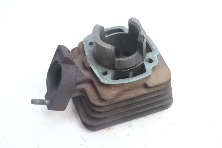 photo de CYLINDER PISTON PEUGEOT BUXY 50 (1993 - 1998) - Additional view of the item