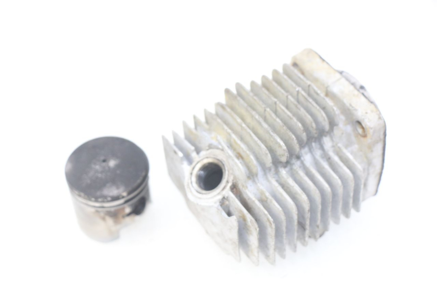 photo de CYLINDER PISTON POCKET BIKE COURSE 50 - Technical close-up