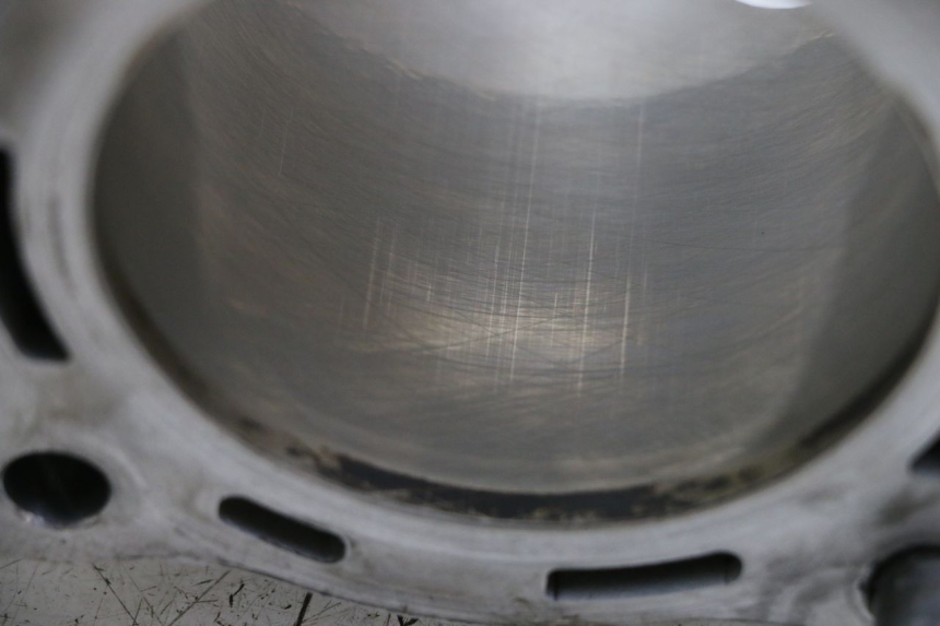 photo de CYLINDER BARREL PISTON HONDA CRF R 250 (2020 - 2021) - Markings and original references