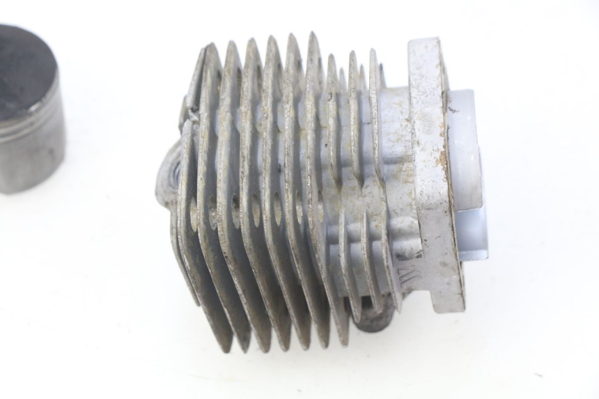 photo de CYLINDER PISTON POCKET BIKE CROSS 50 - Component zoom