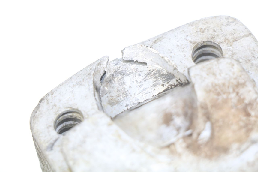 photo de CYLINDER PISTON POCKET BIKE CROSS 50 - High-resolution close-up