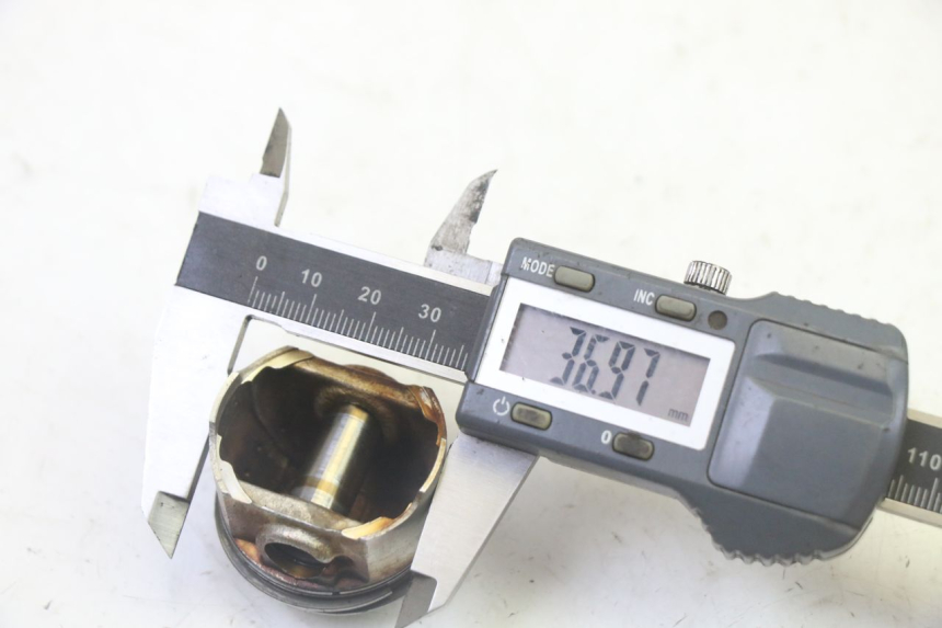 photo de CYLINDER PISTON SYM CROX 4T 50 (2016 - 2023) - Focus on structure