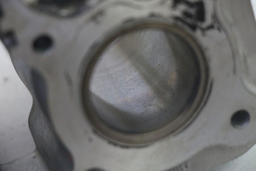 photo de CYLINDER PISTON SYM CROX 4T 50 (2016 - 2023) - Surface and material condition