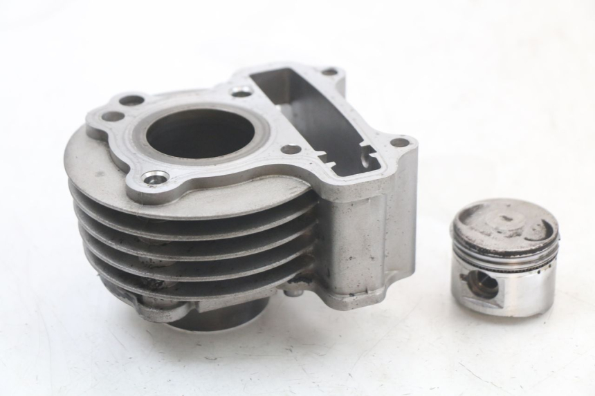 photo de CYLINDER BARREL PISTON LONGJIA DIGITA 4T 50 (2019 - 2022) - Product overview